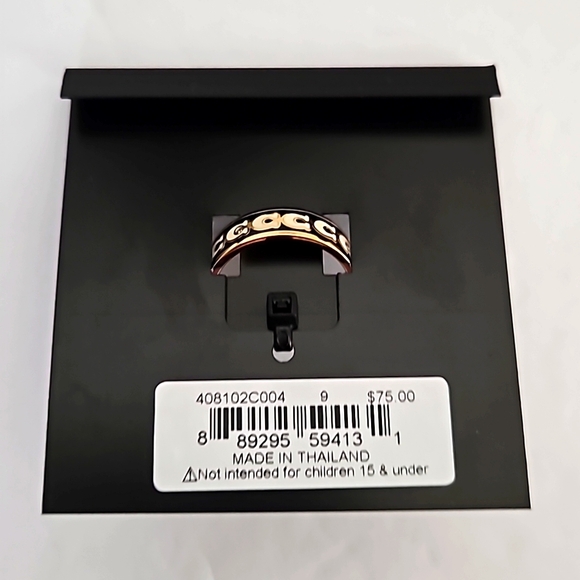 Coach NWT Signature "C" Enamel Ring - Picture 2 of 2